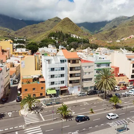 Seafront アパート *