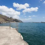 Seafront Appartamento
